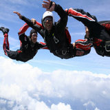 ir.amozesh.chatrbaze.d